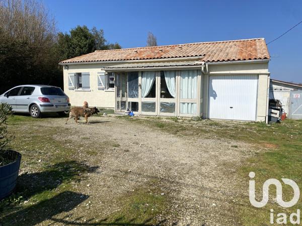 Maison 4 pièces de 75 m² à Cherves-Richemont (16370)