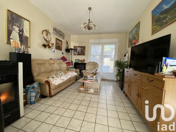 Maison 4 pièces de 75 m² à Cherves-Richemont (16370)