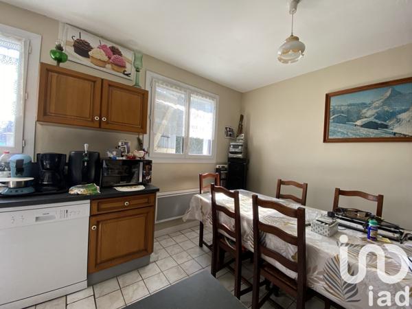 Maison 4 pièces de 75 m² à Cherves-Richemont (16370)