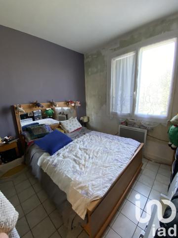 Maison 4 pièces de 75 m² à Cherves-Richemont (16370)