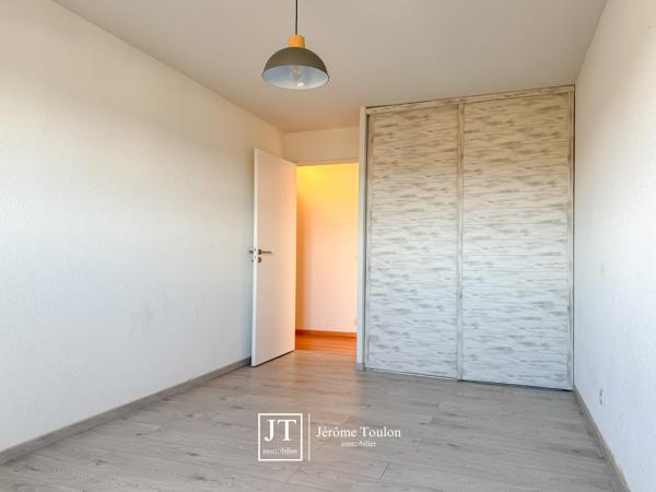 Appartement
                                                                                                                                                                                                                                                                                                                        3 pièce(s)                                                                                                                                                                                                          2 chambre(s)                                                                                                                                                                                                          91  m²