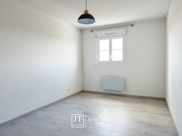 Appartement
                                                                                                                                                                                                                                                                                                                        3 pièce(s)                                                                                                                                                                                                          2 chambre(s)                                                                                                                                                                                                          91  m²