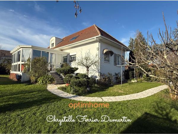 Maison familiale 180 m² - 4 chambres- Grand sous-sol-Garage 100 m²
