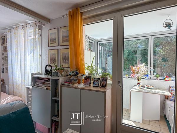 Appartement
                                                                                                                                                                                                                                                                                                                        2 pièce(s)                                                                                                                                                                                                          1 chambre(s)                                                                                                                                                                                                          28  m²