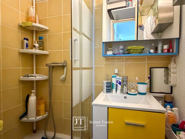 Appartement
                                                                                                                                                                                                                                                                                                                        2 pièce(s)                                                                                                                                                                                                          1 chambre(s)                                                                                                                                                                                                          28  m²