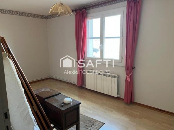 MAISON DE VILLE AVEC TERRAIN