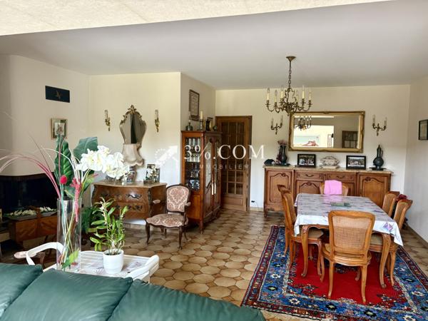 Maison 5 pièce(s) 3 chambre(s) 142 m²