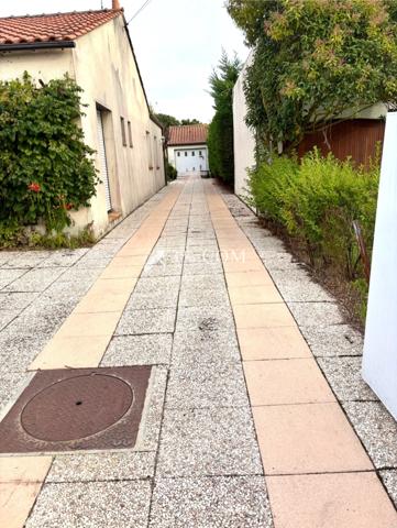 Maison 5 pièce(s) 3 chambre(s) 142 m²