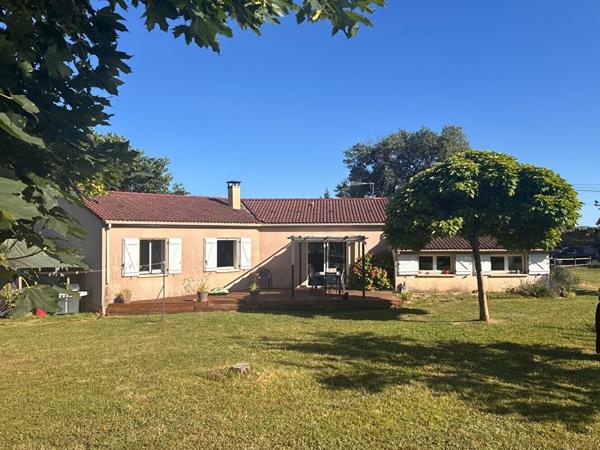 Maison Capdenac 8 pièce(s) 138 m2 Capdenac