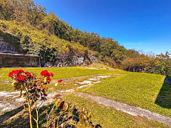 Terrain plat de 813 m² avec cabanon - Grésy-sur-Aix - Vue panoramique sur les Bauges