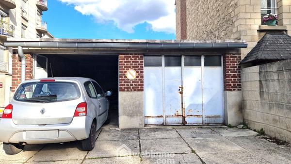 Local 30 m² à Laon 02000
