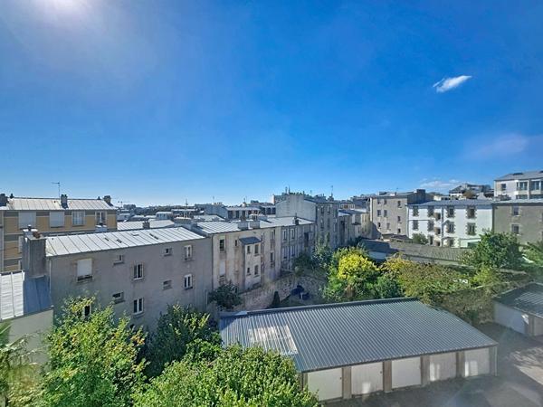 Appartement T2 - Dernier étage Secteur St Michel