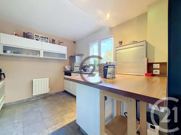 Maison à vendre  6 pièces - 111 m 2   TROYES  - 10