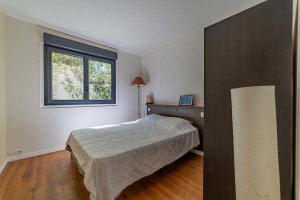 Maison
         5 pièces
        - 130 m² Bien prestige 610 000 € *
