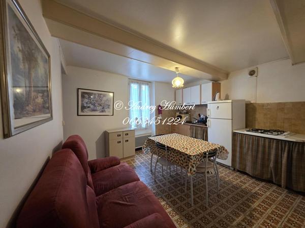 EXCLUSIVITE, LA BRILLANNE, IDEAL INVESTISSEMENT, en plein coeur du village, APPARTEMENT  T2 de 35 m2