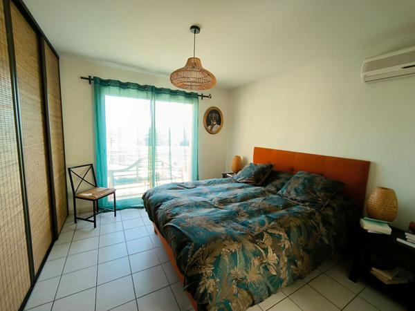 Jolie maison d'architecte face aux Pyrénées . 12910 M2 Pamiers