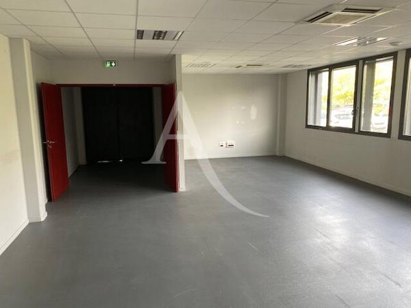 Bureaux MONTAUBAN ALBASUD 15 pièce(s) 531 m2