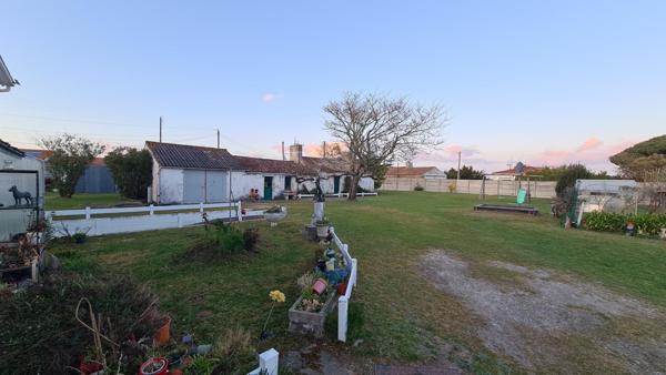 Maison spacieuse à 15 minutes à pied de la plage