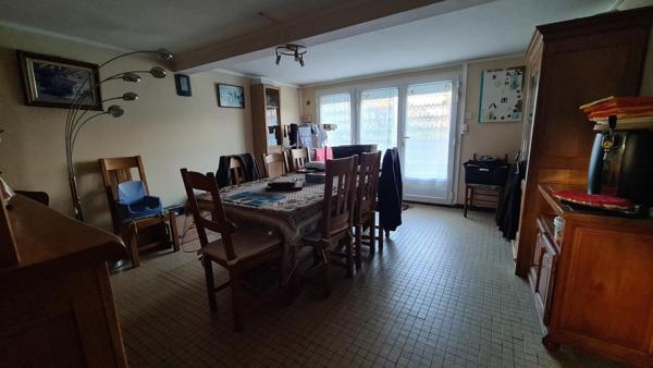 Maison spacieuse à 15 minutes à pied de la plage