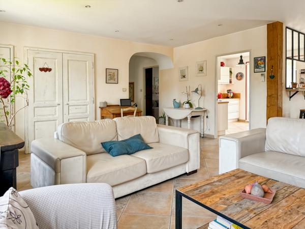 Aubenas (07200) Jolie Maison avec Jardin dans petit Lotissement Calme et Convivial