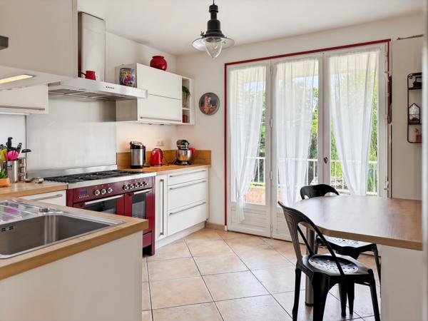 Aubenas (07200) Jolie Maison avec Jardin dans petit Lotissement Calme et Convivial