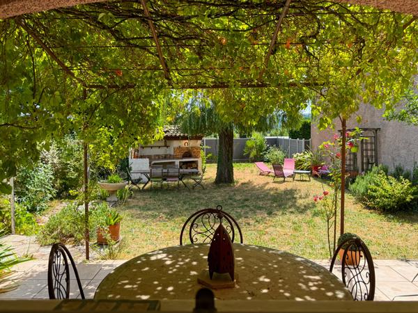 Aubenas (07200) Jolie Maison avec Jardin dans petit Lotissement Calme et Convivial