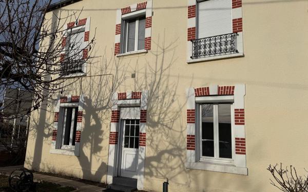 Maison à vendre    5 pièces •  Fleury-les-Aubrais