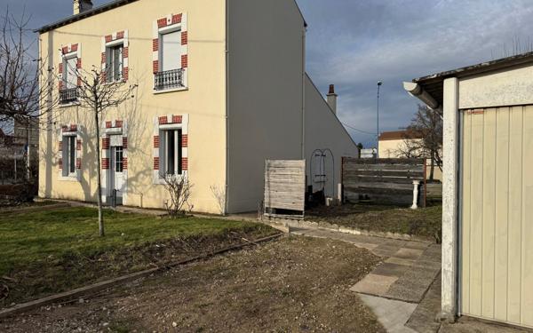 Maison à vendre    5 pièces •  Fleury-les-Aubrais