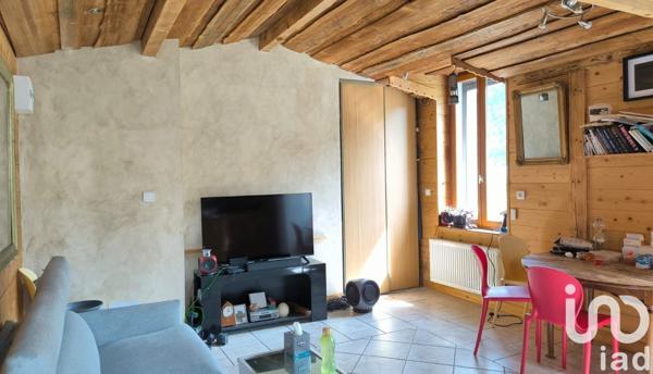 Maison 8 pièces de 219 m² à Saint-Jeoire (74490)