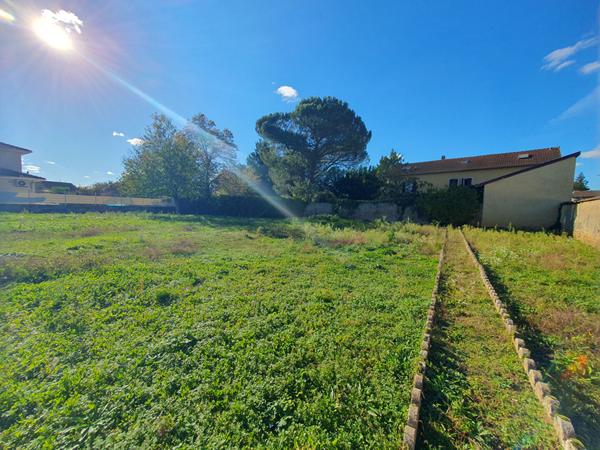Exclusivité : Terrain Tignieu village 484 m² libre constructeur