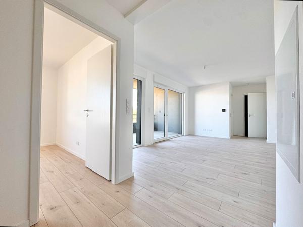 T3 avec terrasse couverte (10m²) + 1 garage + 1 parking souterrain