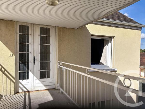 Appartement F1 à vendre  1 pièce - 24,05 m 2   SENS  - 89