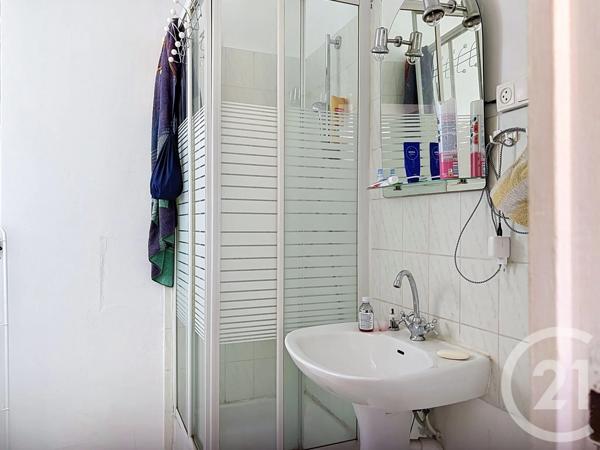 Appartement F1 à vendre  1 pièce - 24,05 m 2   SENS  - 89