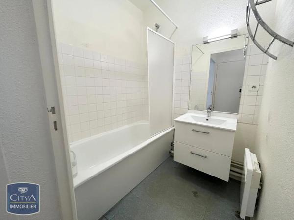 Appartement à louer 1 pièce 35.87m² Caen (14000)