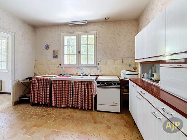 Maison à vendre Soullans - 8 pièces, 178m² avec 5 chambre(s) à 207 900€ - AJP Immobilier Challans