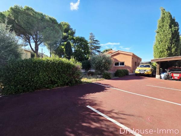 Maison à vendre 6 pièces de 197 m²