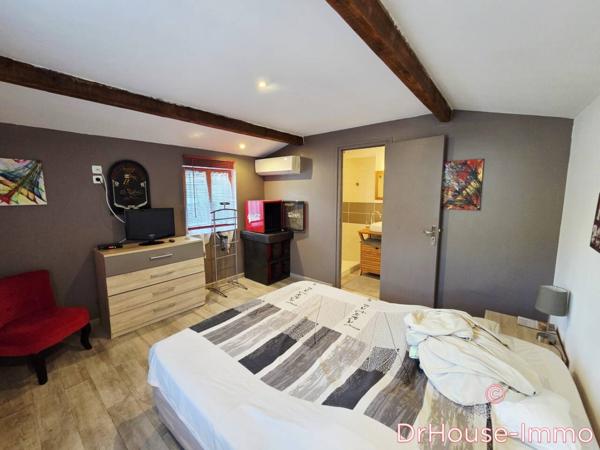 Maison à vendre 6 pièces de 197 m²