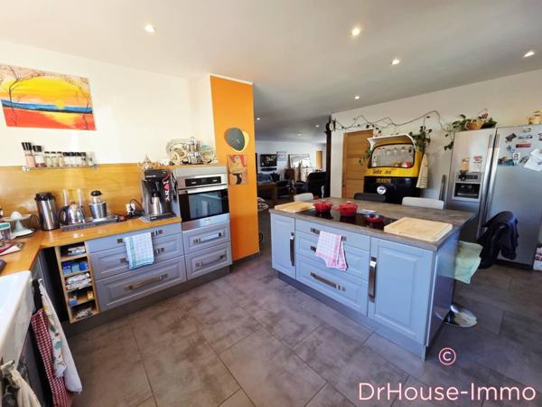 Maison à vendre 6 pièces de 197 m²