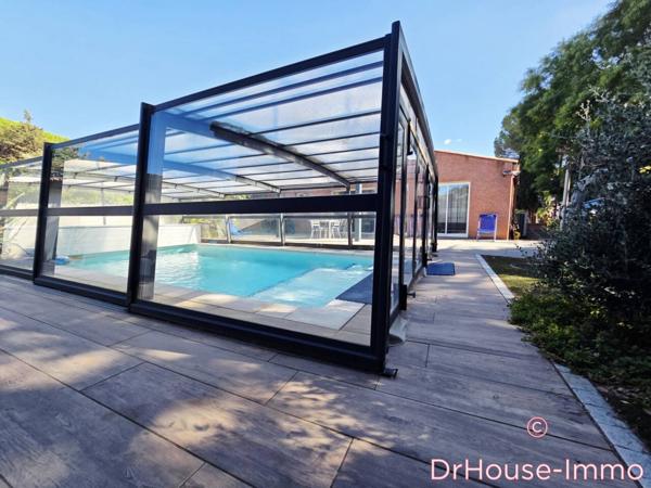 Maison à vendre 6 pièces de 197 m²