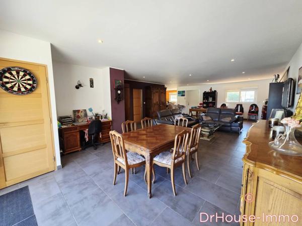 Maison à vendre 6 pièces de 197 m²