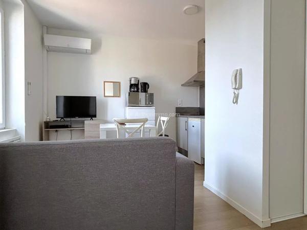 Location                                                      Appartement
                        
                     1 pièces                      21 m2                     à Albi