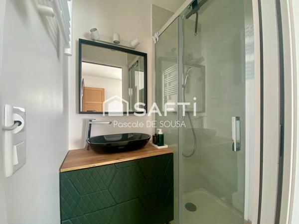 Maison avec 4 chambres entièrement rénovée à 15mn du Centre Ville