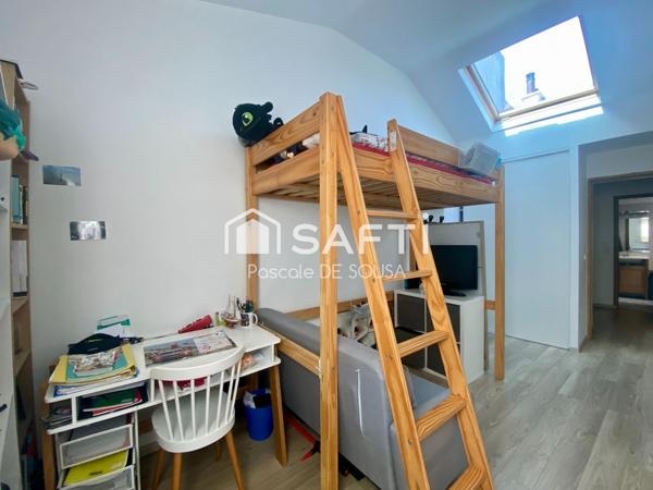 Maison avec 4 chambres entièrement rénovée à 15mn du Centre Ville