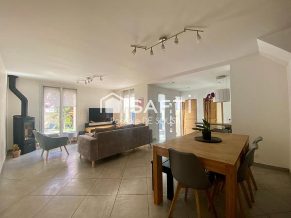 Maison avec 4 chambres entièrement rénovée à 15mn du Centre Ville