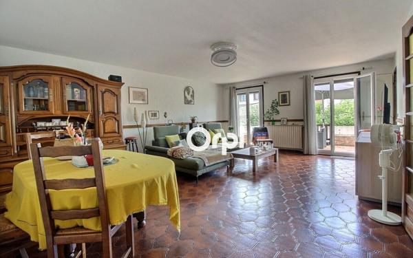 Maison à vendre    5 pièces • 148,09 m2 Viry-Châtillon