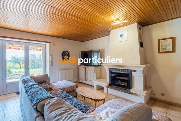 Vente Maison240 m² - 11 Pièces - SAINT CYR EN TALMONDAIS (85540)