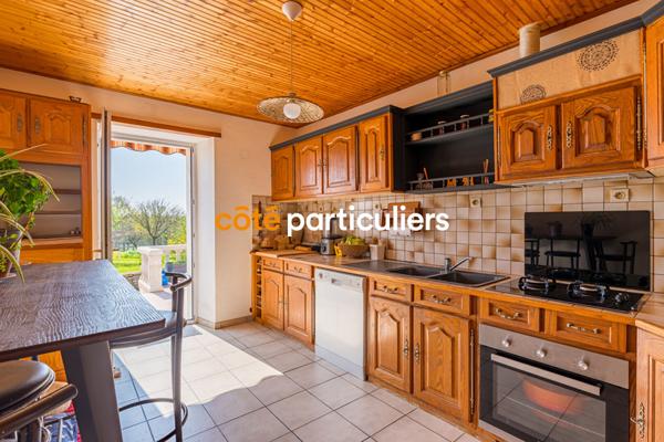 Vente Maison240 m² - 11 Pièces - SAINT CYR EN TALMONDAIS (85540)