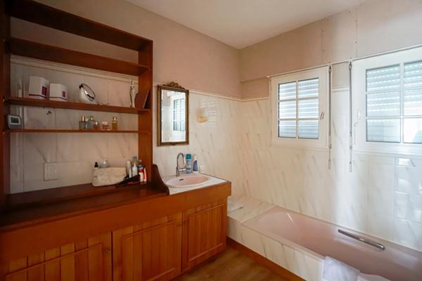 Propriété d'exception avec vue panoramique et calme absolu, proche de SAUMUR.