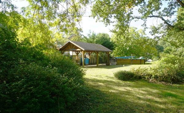 Propriété d'exception avec vue panoramique et calme absolu, proche de SAUMUR.
