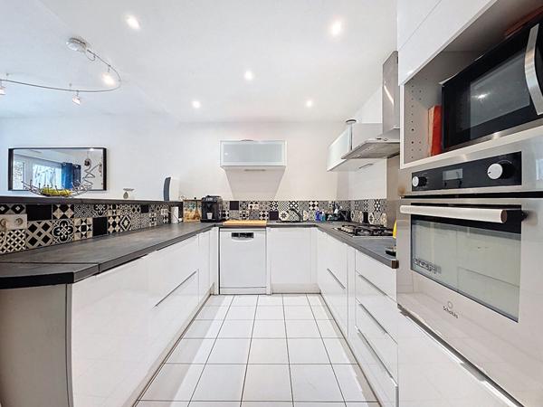 Maison individuelle 5 pièces avec garage de 111m² à CASTANET TOLOSAN